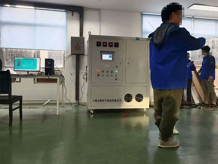 航天航空充電樁耦合插頭大電流溫升及電阻測試裝置安裝現場 航天航空充電樁耦合插頭大電流溫升及電阻測試裝置安裝現場